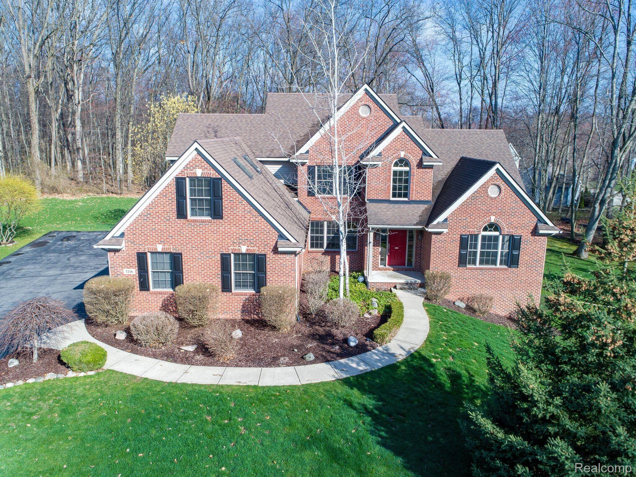 3116 Ridley Way Howell, MI 48843 - Photo 43 of 48 AUU0UuUw.jpeg
