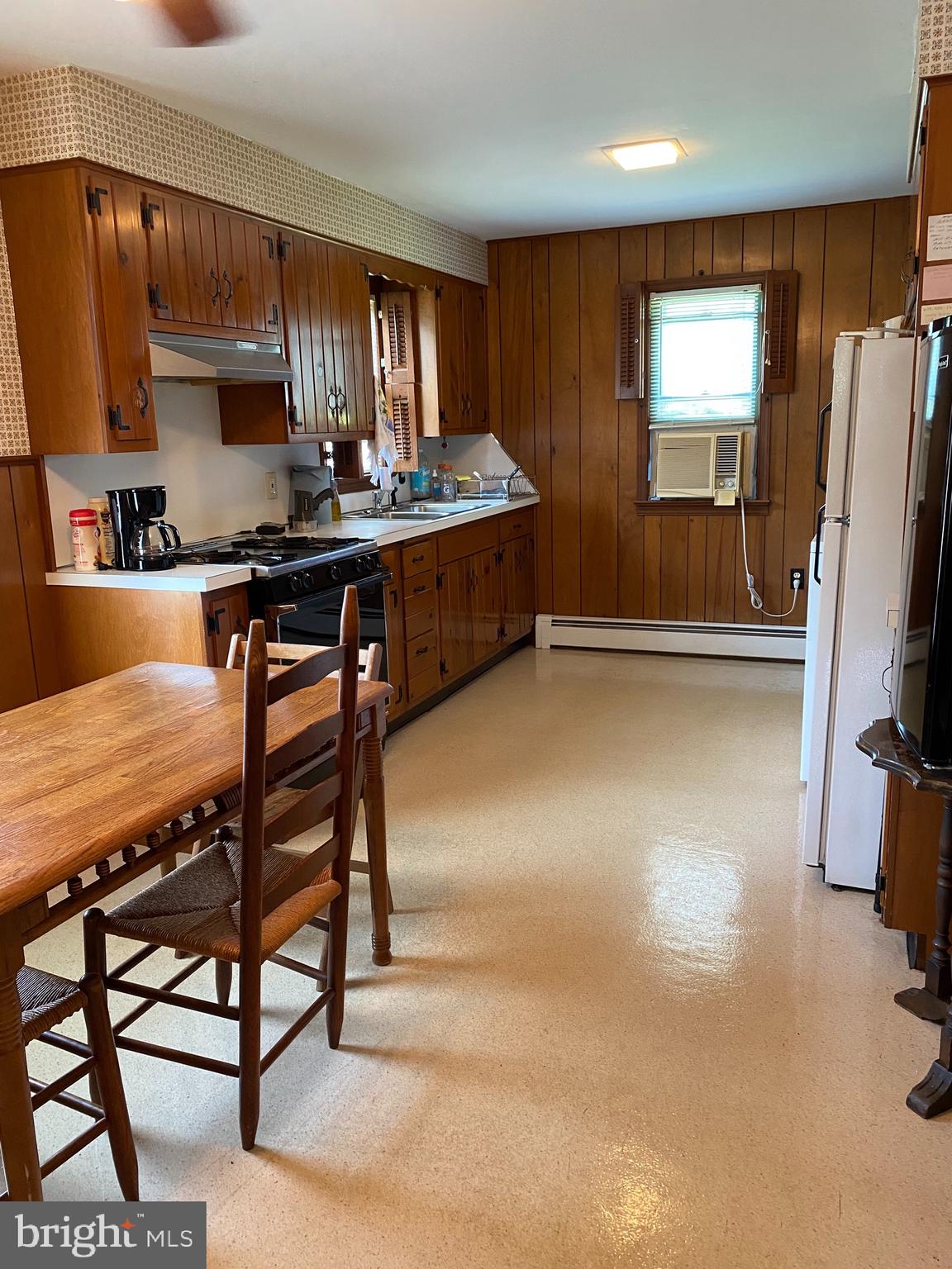 1581 Reed Road Pennington, NJ 08534 - Photo 11 of 13 Eat in kitchen