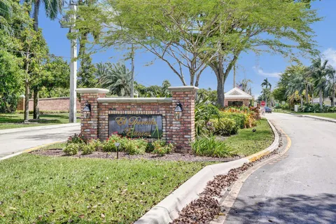 $1,025,000 | 291 Southwest 75th Terrace, Plantation, FL 33317