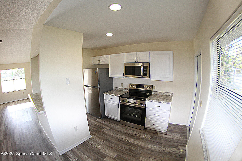 6373 Hunt Road Cocoa, FL 32927 - Photo 4 of 24 03