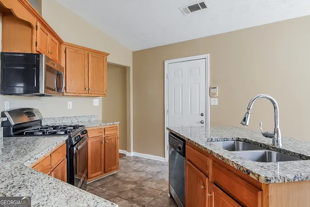 $1,650 | 12 Collins Lane, Douglasville, GA 30134