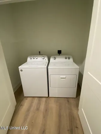 $2,400 | 2441 Memphis Street, Unit 3, Hernando, MS 38632
