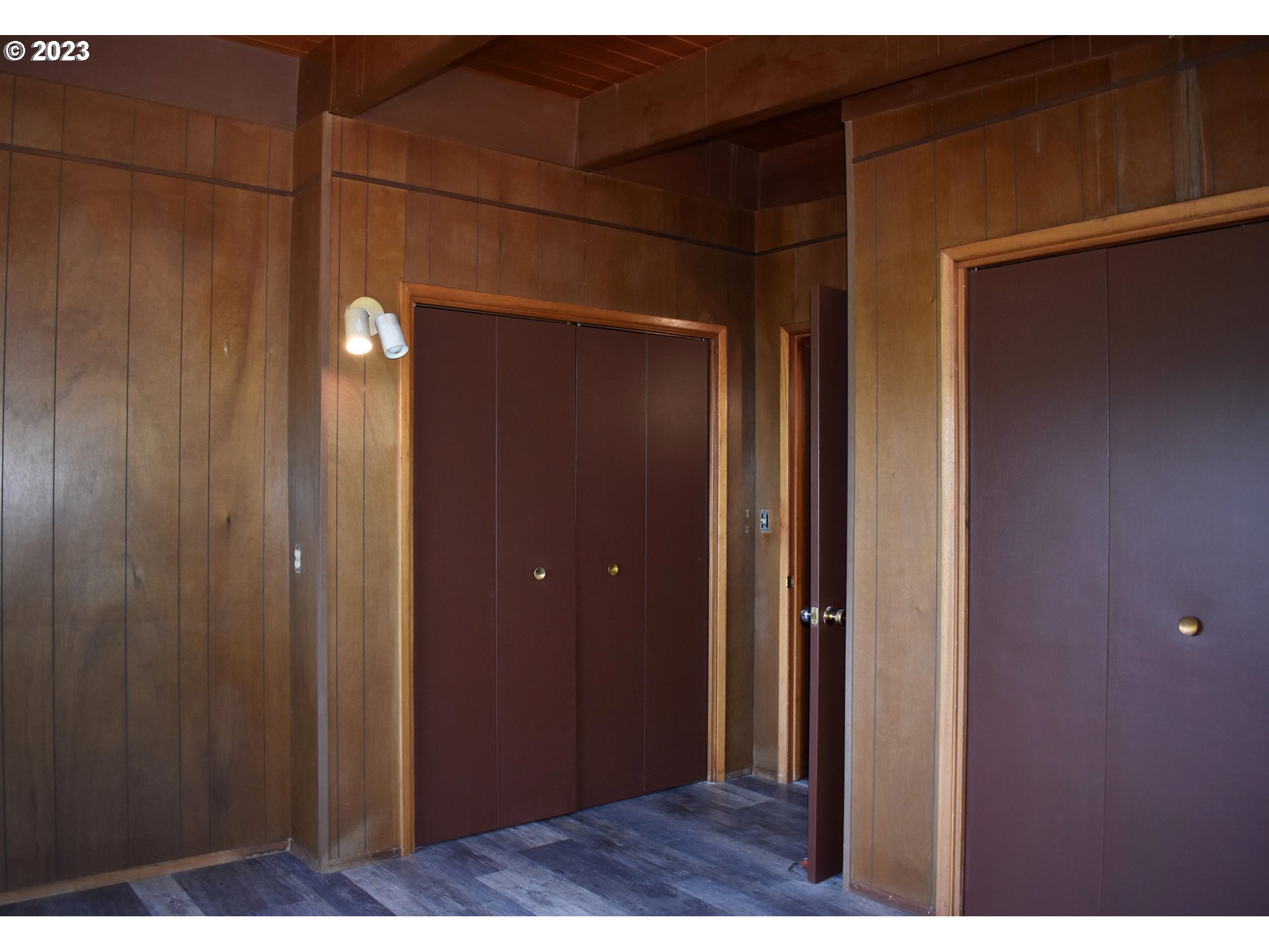 95144 Marchmont Road Gold Beach, OR 97444 - Photo 13 of 34 a view of a bathroom