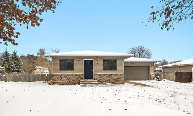 $299,000 | 1018 Mulberry Street, Taylors Falls, MN 55084