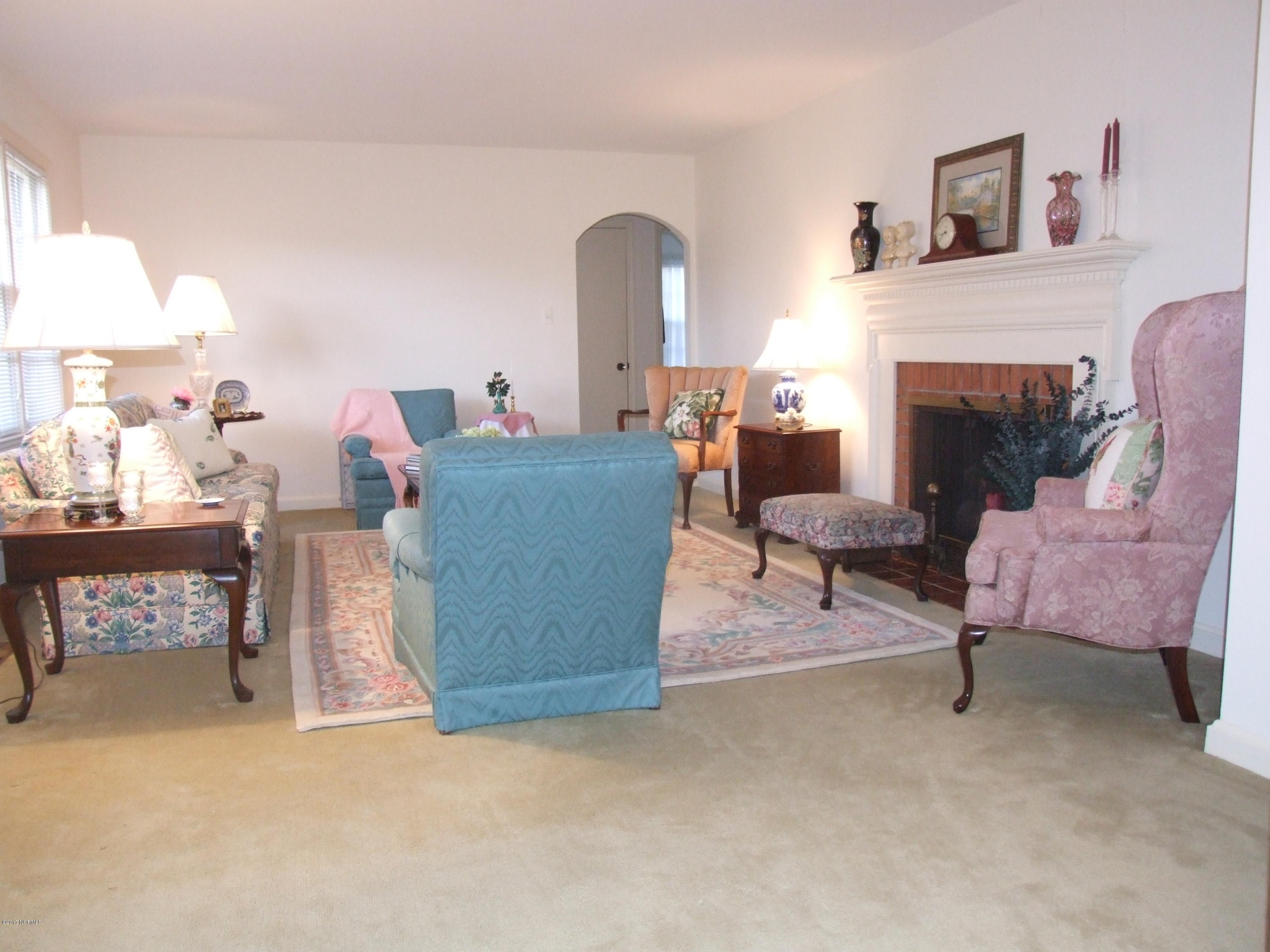 943 Oak Grove Road Pollocksville, NC 28573 - Photo 5 of 27 DSCF2005