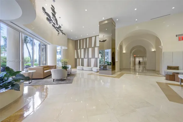 $3,000 | 19355 Turnberry Way, Unit 15G, Aventura, FL 33180