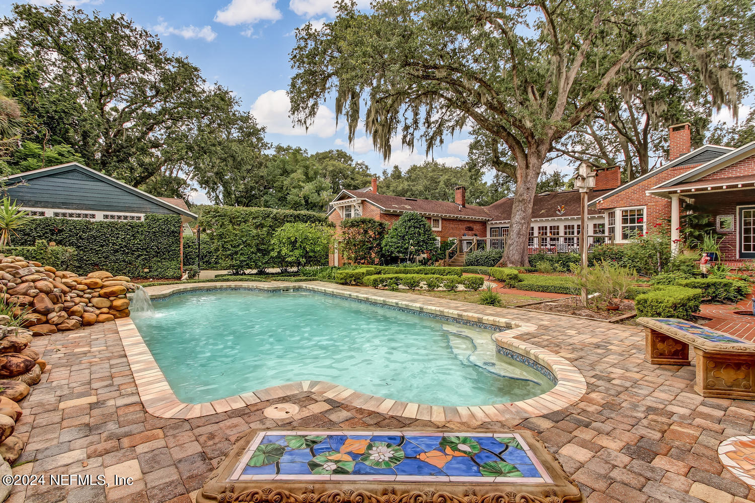 2344 Laurel Road Jacksonville, FL 32207 - Photo 3 of 10 2344 Laurel Rd Jacksonville FL-large-074