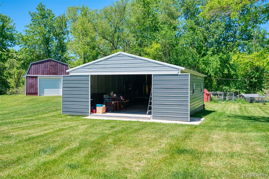 940 Rowland Road Leonard, MI 48367 - Photo 46 of 59
