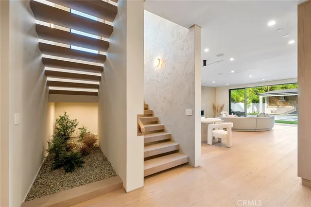 $29,000 | 16728 Morrison Street, Encino, CA 91436