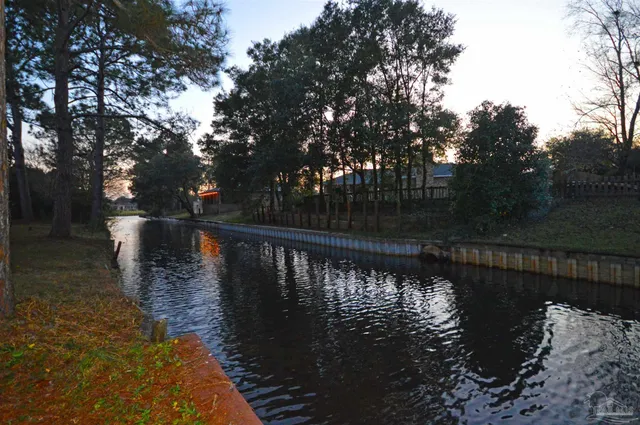 $278,000 | 521 Long Lake Drive, Pensacola, FL 32506