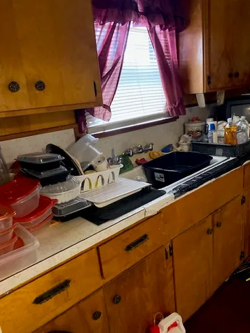 $280,000 | 9216 Kingsville, Houston, TX 77063