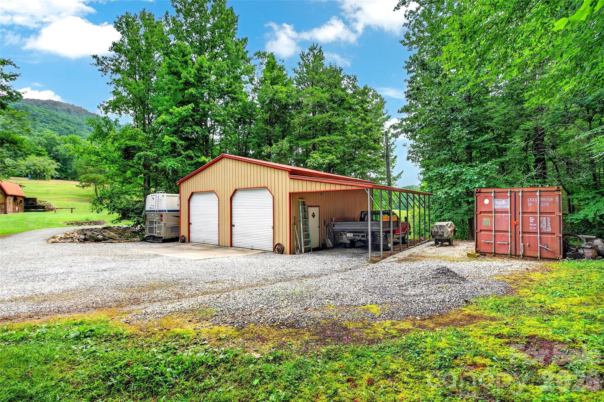 664 Paxton Creek Road Marion, NC 28752 - Photo 33 of 47