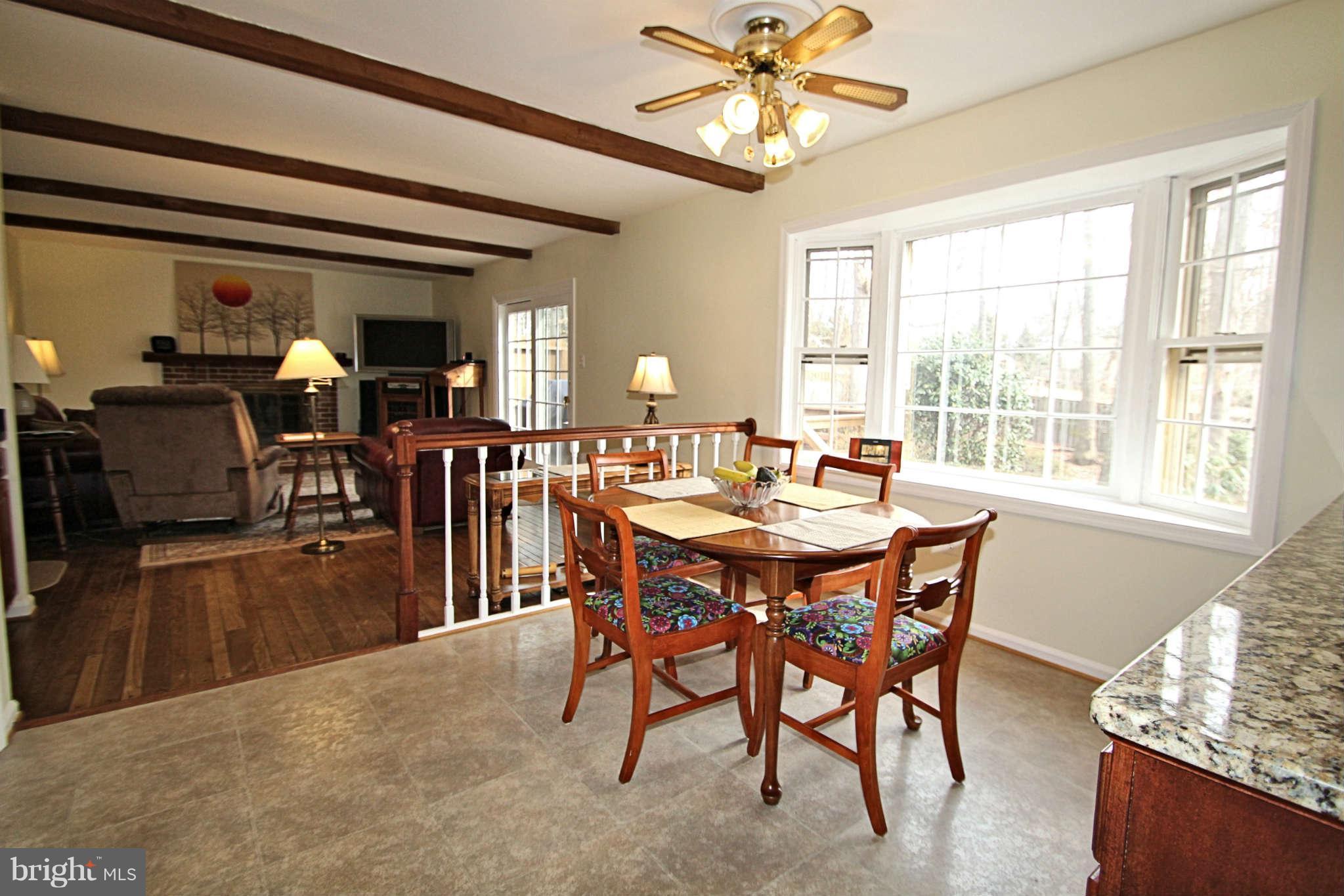 10135 Red Spruce Road Fairfax, VA 22032 - Photo 8 of 22 Kitchen