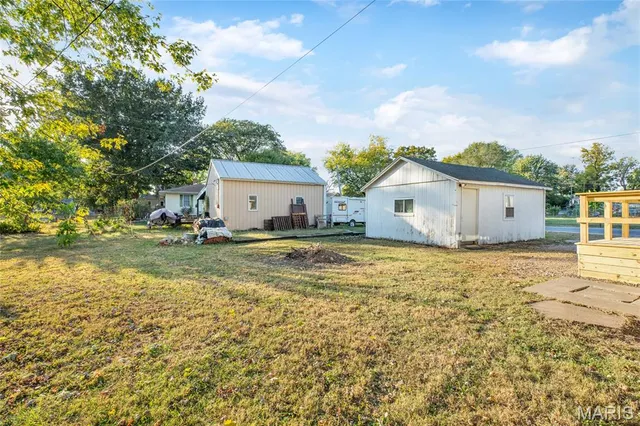 $99,900 | 402 South Washington Street, Bunker Hill, IL 62014