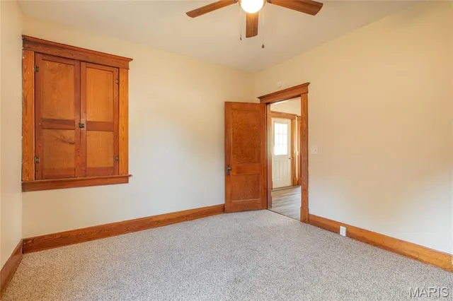 $99,900 | 402 South Washington Street, Bunker Hill, IL 62014