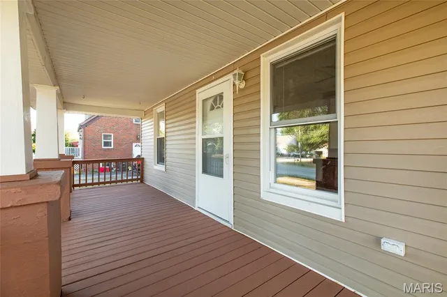 $99,900 | 402 South Washington Street, Bunker Hill, IL 62014