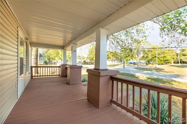 $99,900 | 402 South Washington Street, Bunker Hill, IL 62014