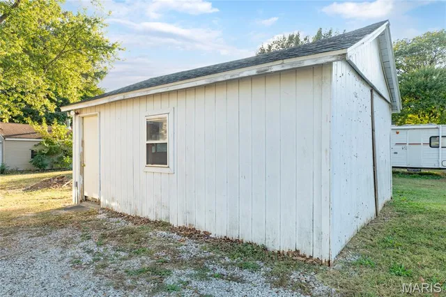 $99,900 | 402 South Washington Street, Bunker Hill, IL 62014