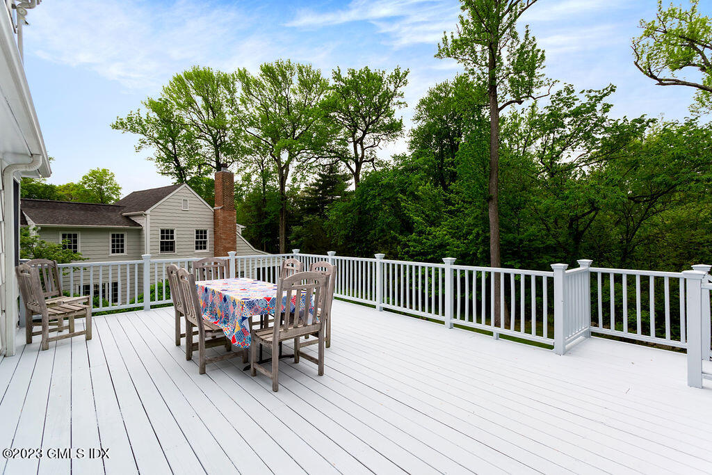16 Crescent Road Riverside, CT 06878 - Photo 22 of 33 a view of a deck patio and outdoor seating