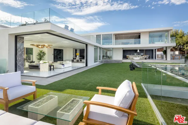 $39,500 | 2110 Hercules Drive, Los Angeles, CA 90046