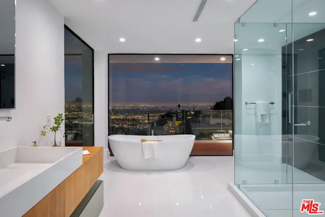 $39,500 | 2110 Hercules Drive, Los Angeles, CA 90046