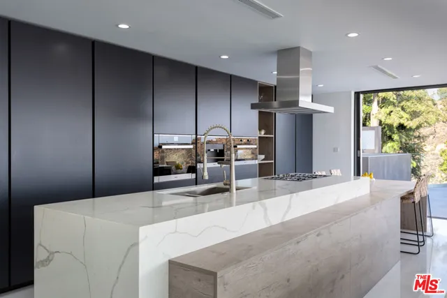 $39,500 | 2110 Hercules Drive, Los Angeles, CA 90046