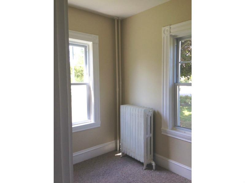 658 Middle Road Portsmouth, RI 02871 - Photo 13 of 20 Studio/Study/Office.