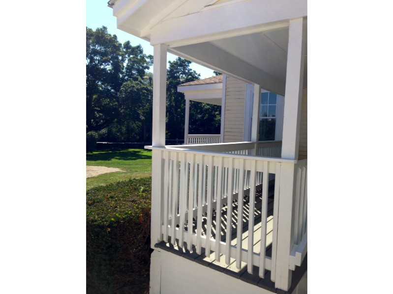 658 Middle Road Portsmouth, RI 02871 - Photo 4 of 20 Exterior Front.