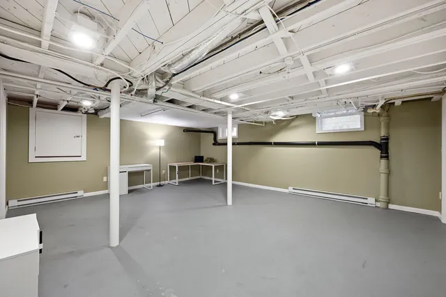 $4,000 | 15 Arapahoe Road, West Hartford, CT 06107