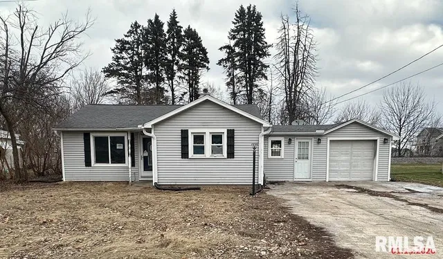 $38,000 | 605 Glenway Avenue, Knoxville, IL 61448