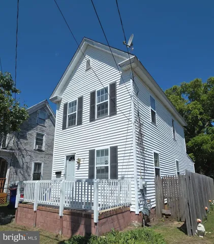 $1,700 | 502 East Main Street, Millville, NJ 08332