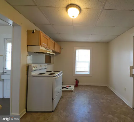 $1,700 | 502 East Main Street, Millville, NJ 08332