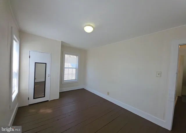 $1,700 | 502 East Main Street, Millville, NJ 08332