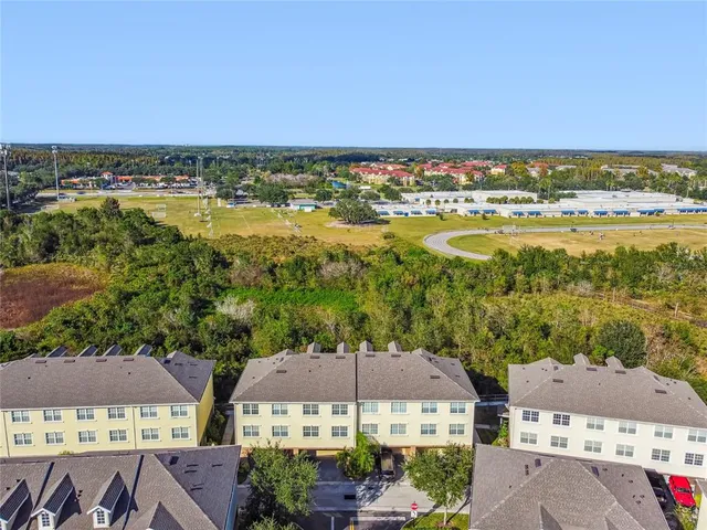 $399,000 | 10144 Arbor Run Drive, Unit 112, Tampa, FL 33647