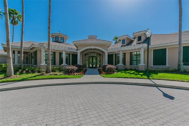 $399,000 | 10144 Arbor Run Drive, Unit 112, Tampa, FL 33647