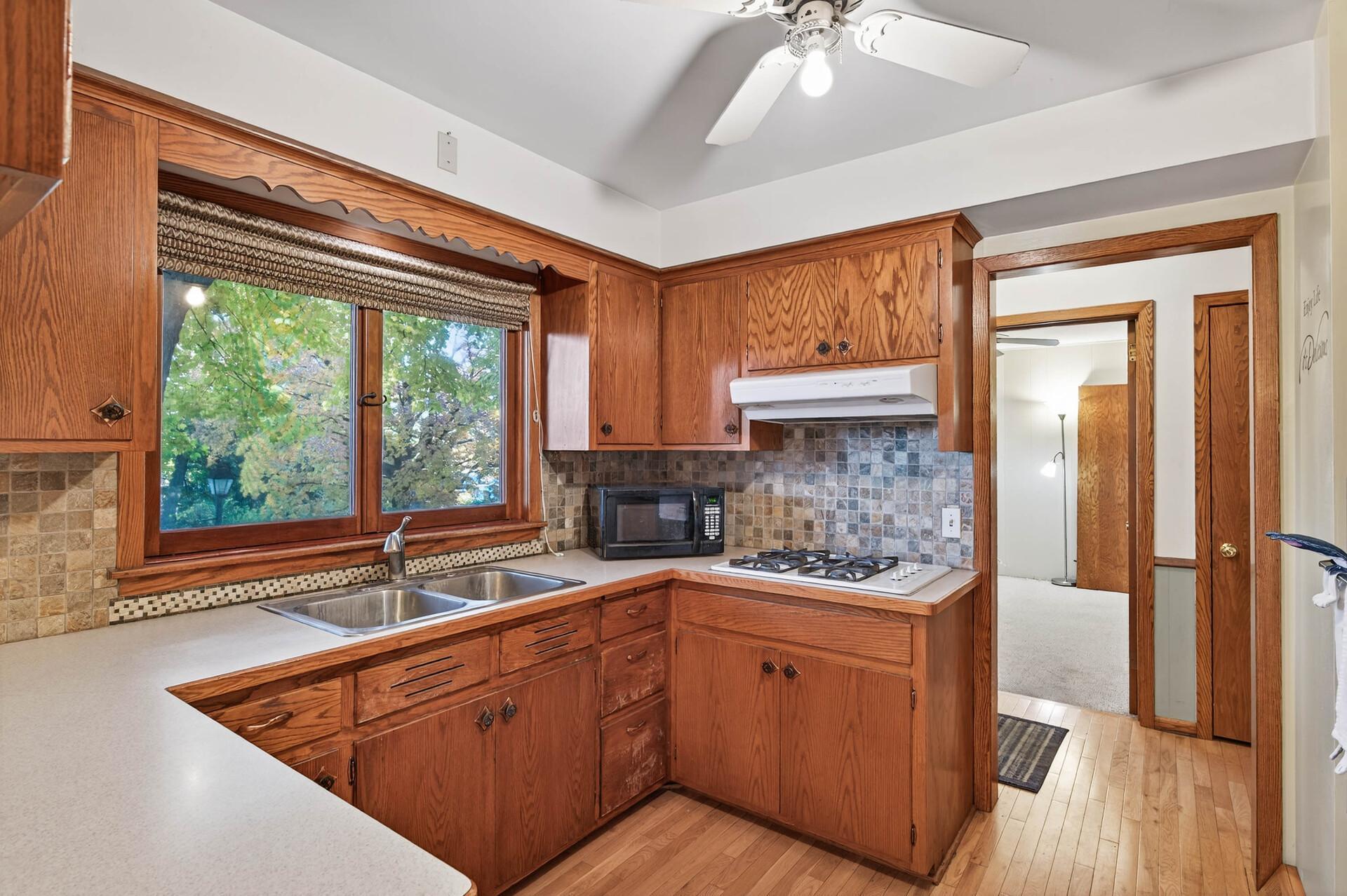 707 2nd Avenue South Buffalo, MN 55313 - Photo 3 of 26