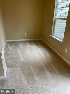 42304 Shoover Square Chantilly, VA 20152 - Photo 5 of 21 a view of room with window
