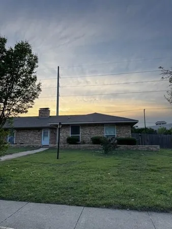 $2,100 | 2731 Forest Grove Drive, Richardson, TX 75080