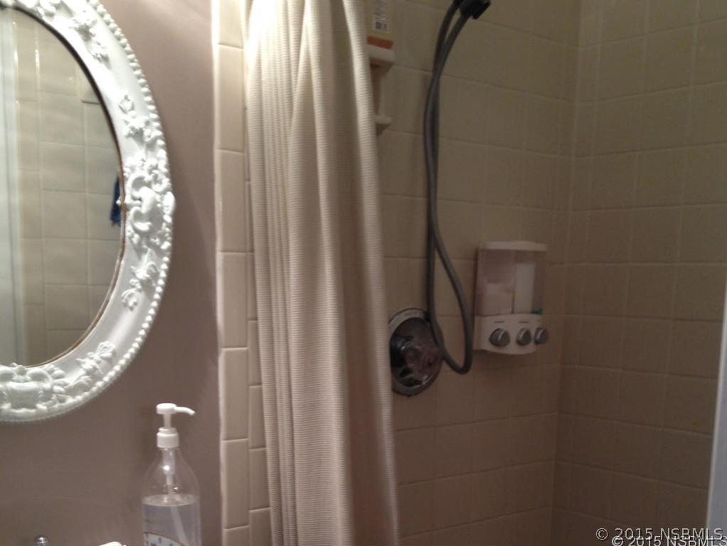 232 North Ridgewood Avenue, Unit C15 Edgewater, FL 32132 - Photo 8 of 13 Gallery Image 8