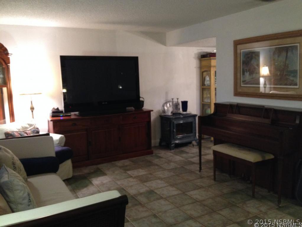 232 North Ridgewood Avenue, Unit C15 Edgewater, FL 32132 - Photo 9 of 13 Gallery Image 9