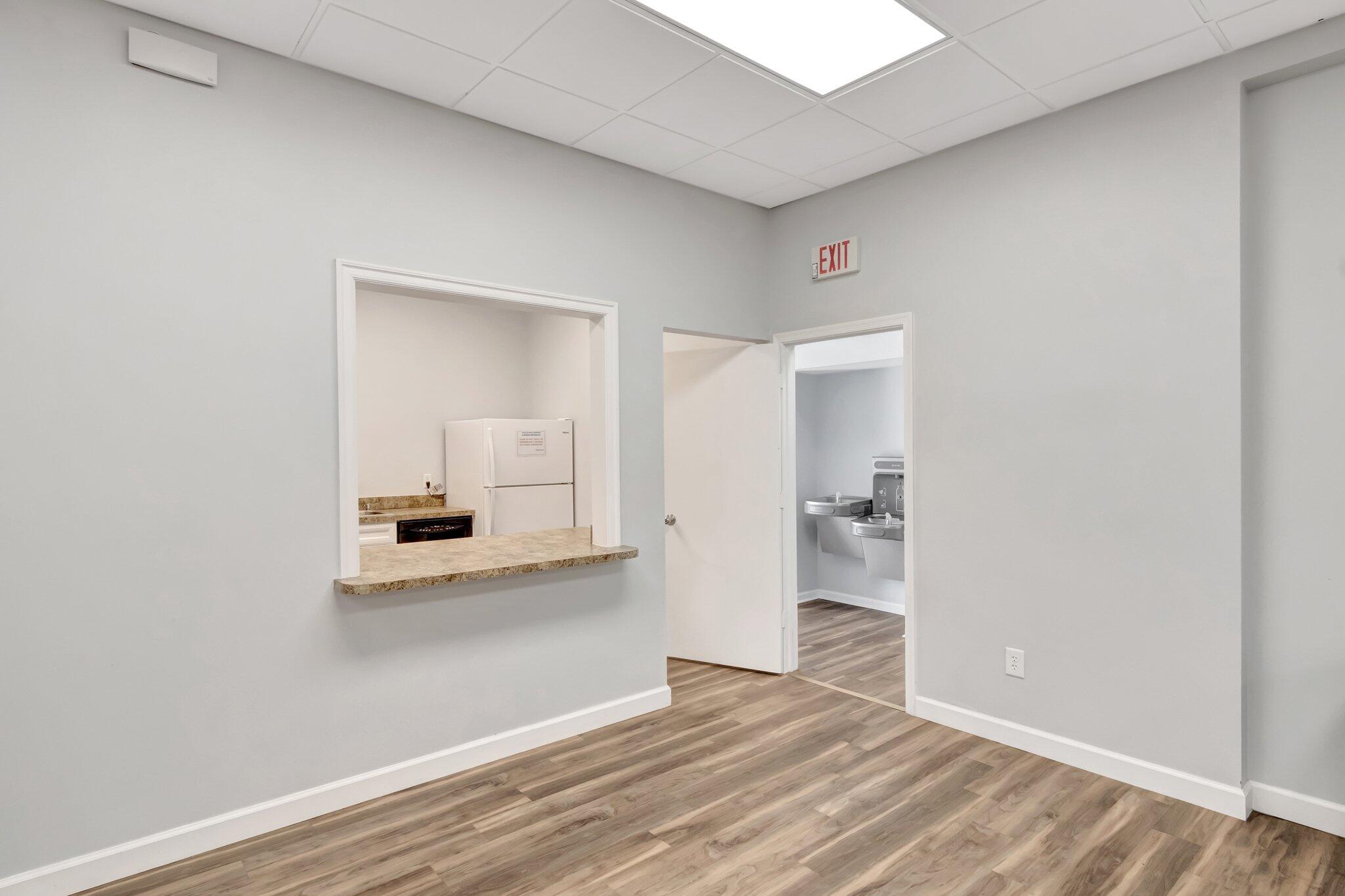 23359 Southwest 55th Way, Unit G Boca Raton, FL 33433 - Photo 59 of 63 Kitchen Pass-Through