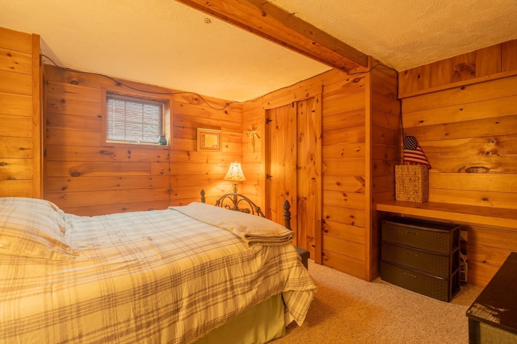 96 Red Gate Road Tyngsboro, MA 01879 - Photo 18 of 28 Gallery Image 18