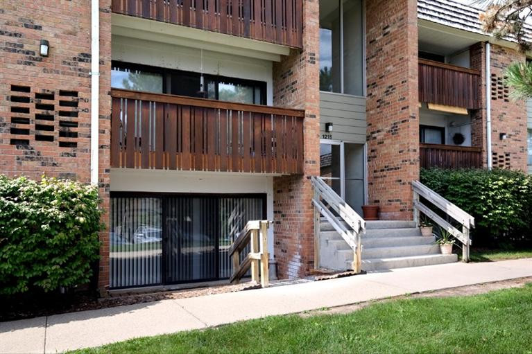 1215 South Maple Road, Unit 101 Ann Arbor, MI 48103 - Photo 1 of 17 Photo 1