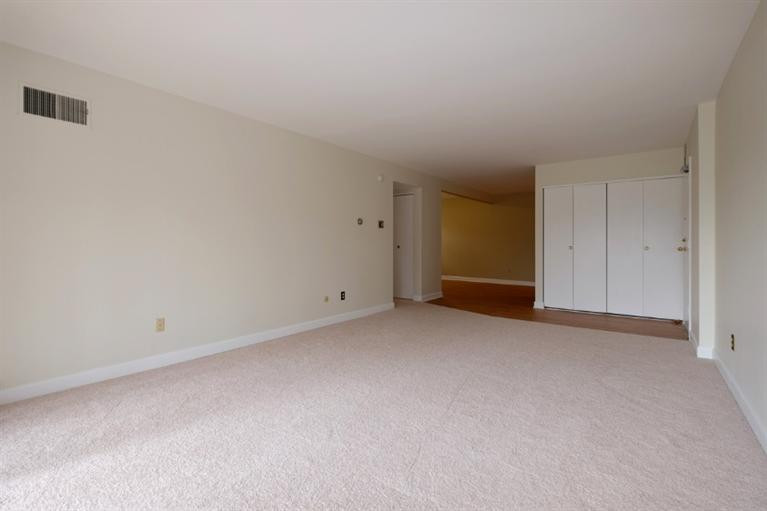 1215 South Maple Road, Unit 101 Ann Arbor, MI 48103 - Photo 4 of 17 Photo 4