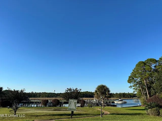 $142,000 | 3230 Cumberland Road, Unit 4, Ocean Springs, MS 39564