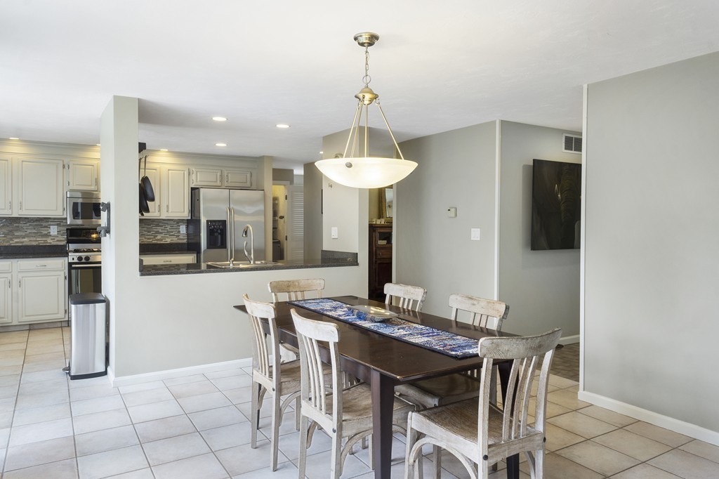 622 Belknap Road Framingham, MA 01701 - Photo 11 of 30