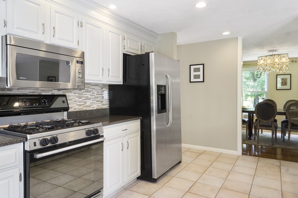 622 Belknap Road Framingham, MA 01701 - Photo 14 of 30