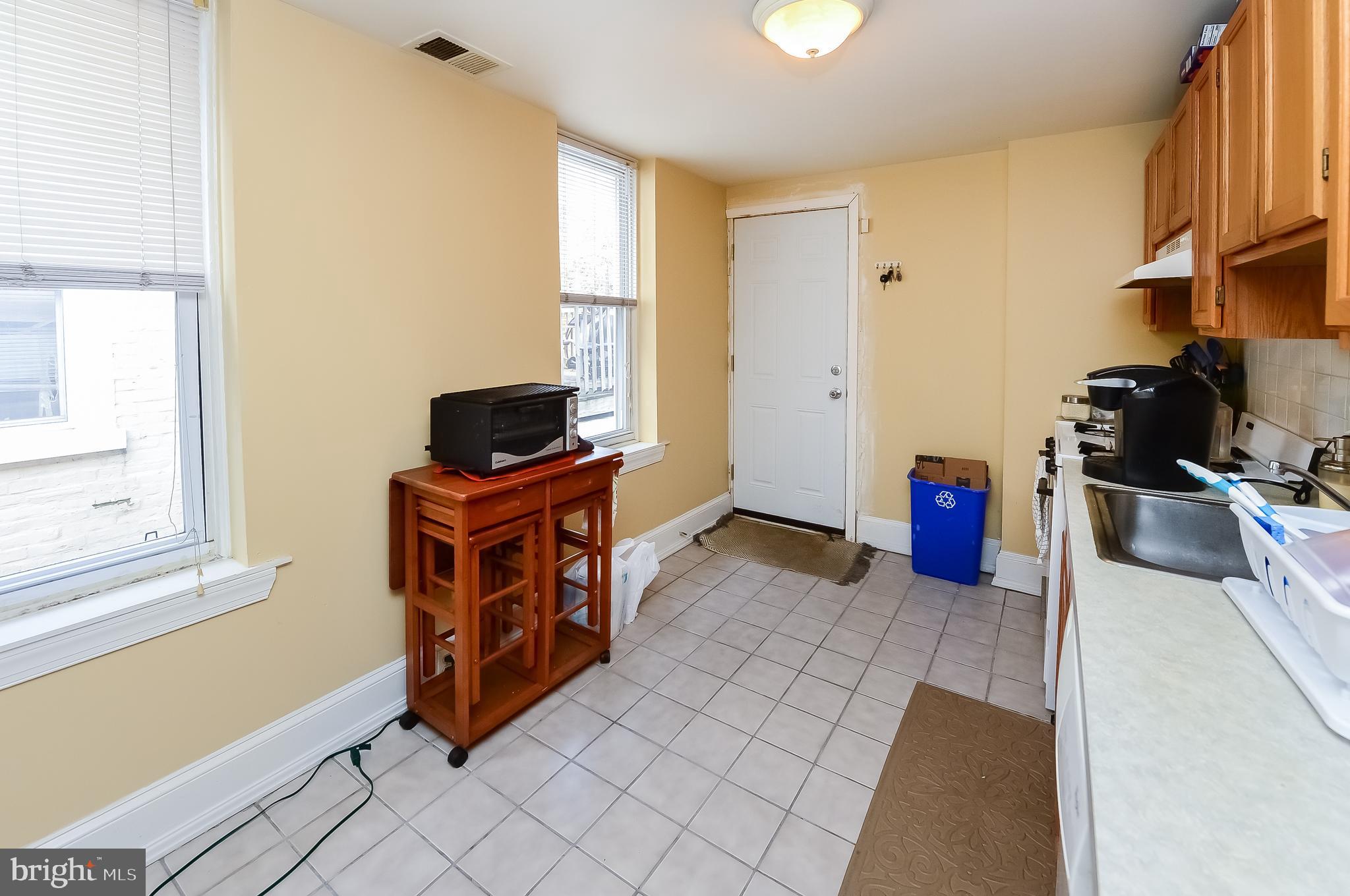 4159 Ridge Avenue Philadelphia, PA 19129 - Photo 16 of 32 Unit 2 - Kitchen