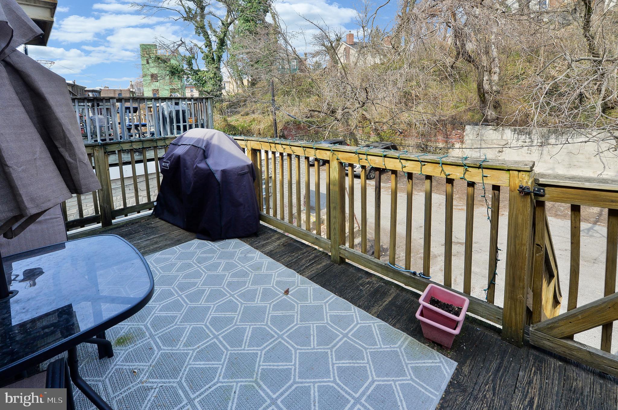 4159 Ridge Avenue Philadelphia, PA 19129 - Photo 17 of 32 Unit 2 - Deck