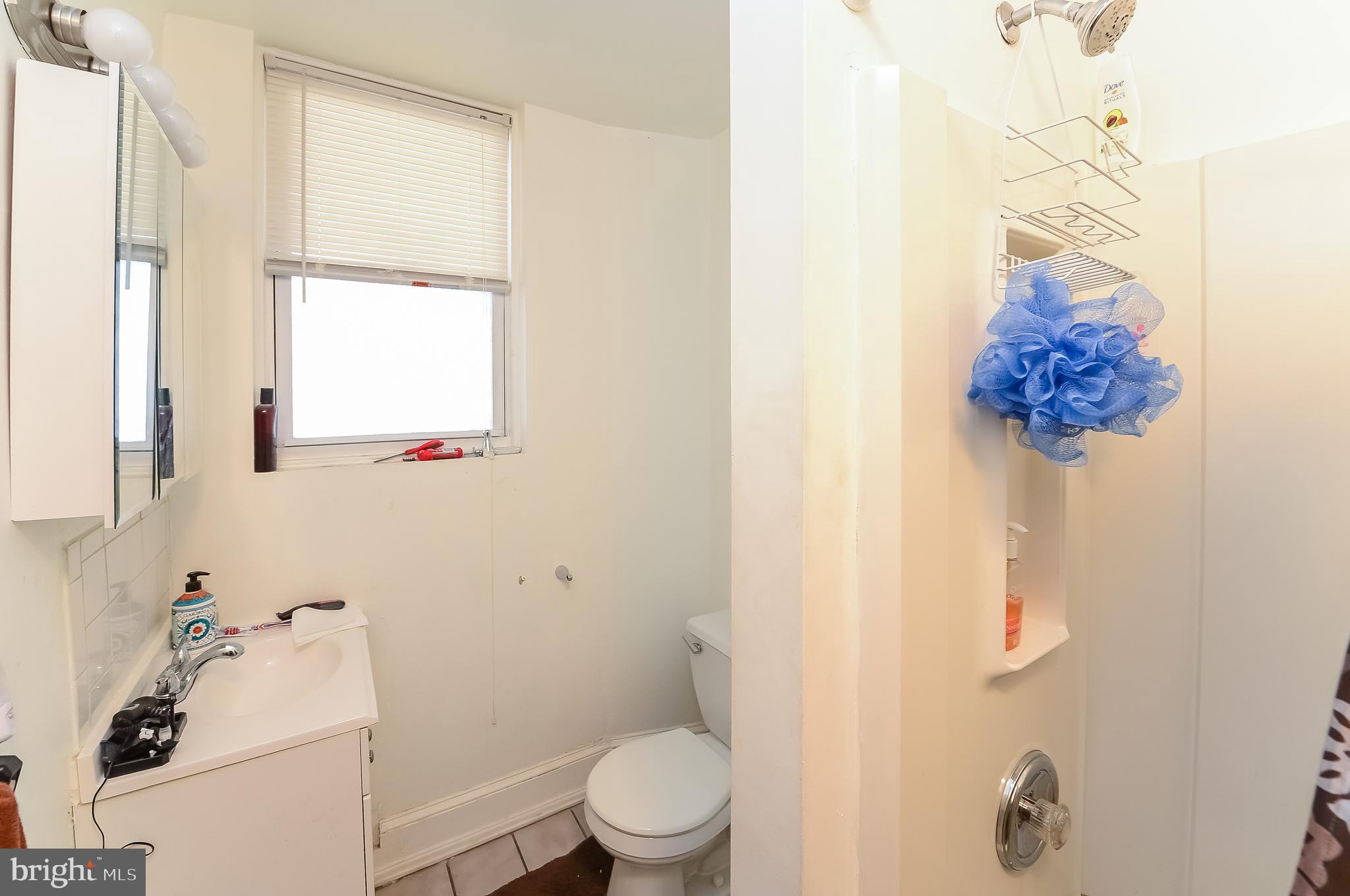 4159 Ridge Avenue Philadelphia, PA 19129 - Photo 26 of 32 Unit 1 - Bathroom